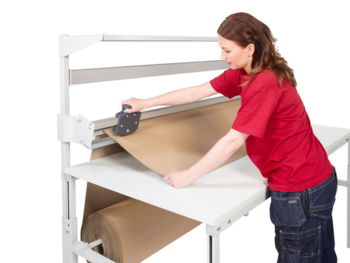 Treston Table d'emballage complète avec plaque perforée et dispositif de déroulement, largeur x profondeur 1800 x 900 mm