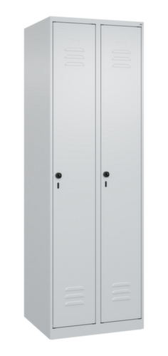 C+P Armoire vestiaire Classic Plus à 2 compartiments, largeur de compartiment 300 mm