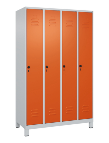 C+P Armoire vestiaire Classic Plus à 4 compartiments, largeur de compartiment 300 mm