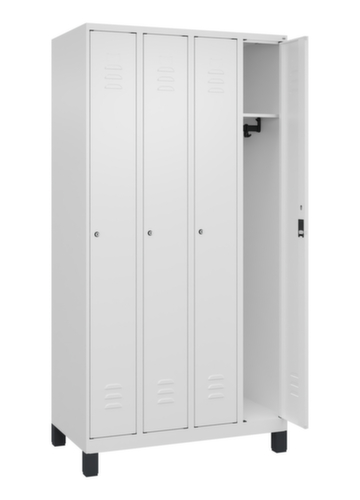 C+P Armoire vestiaire Classic Plus à 4 compartiments, largeur de compartiment 250 mm