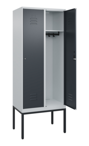 C+P Armoire vestiaire Classic Plus à 2 compartiments, largeur de compartiment 400 mm