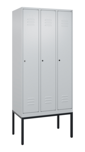 C+P Armoire vestiaire Classic Plus pour une séparation en noir et blanc, largeur de compartiment 300 mm