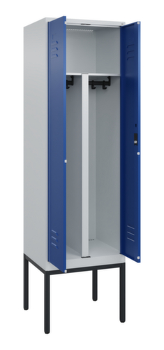 C+P Armoire vestiaire pour EPI Classic Plus pour une séparation en noir et blanc, largeur de compartiment 300 mm