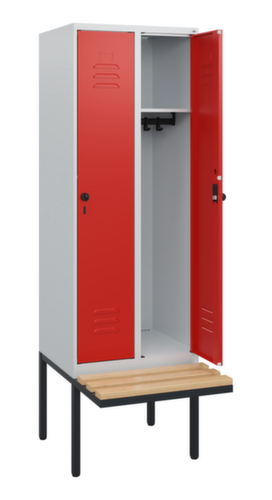 C+P Armoire vestiaire Classic Plus avec banc, largeur de compartiment 300 mm