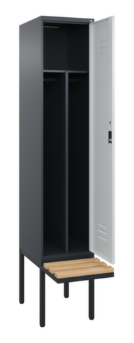 C+P Armoire vestiaire avec banc Classic Plus pour une séparation en noir et blanc, largeur de compartiment 400 mm
