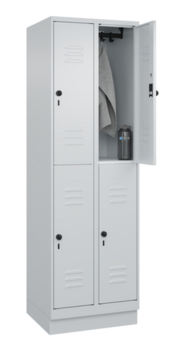 C+P Armoire vestiaire à deux niveaux Classic Plus, largeur de compartiment 300 mm