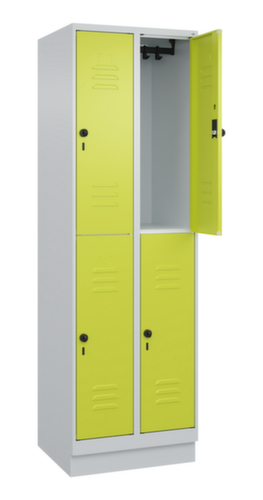 C+P Armoire vestiaire à deux niveaux Classic Plus, largeur de compartiment 300 mm