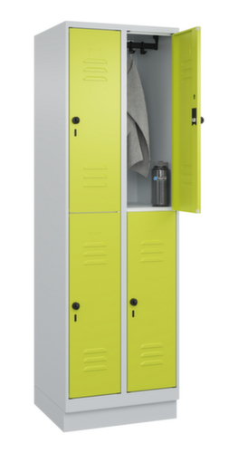 C+P Armoire vestiaire à deux niveaux Classic Plus, largeur de compartiment 300 mm