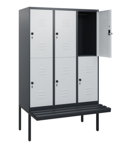 C+P Armoire vestiaire à deux niveaux Classic Plus avec banc, largeur de compartiment 400 mm