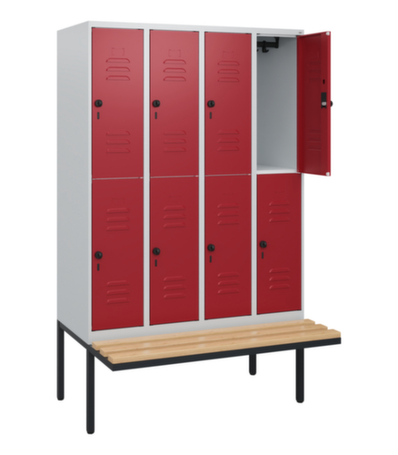 C+P Armoire vestiaire à deux niveaux Classic Plus avec banc, largeur de compartiment 300 mm