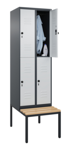 C+P Armoire vestiaire à deux niveaux Classic Plus avec banc, largeur de compartiment 300 mm