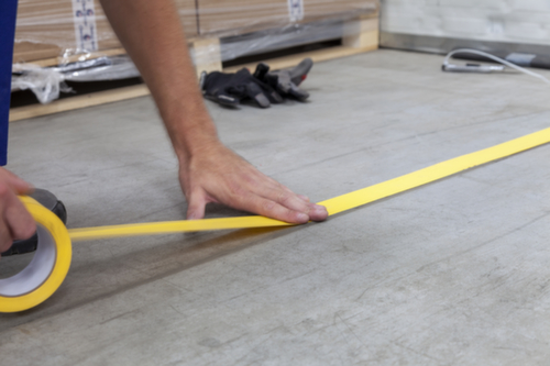 a.m.p.e.r.e. Ruban de marquage au sol TRAFFIC Tape Standard, rouge/blanc