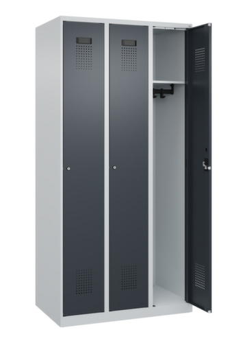 C+P Armoire vestiaire Evolo PLUS, largeur de compartiment 300 mm