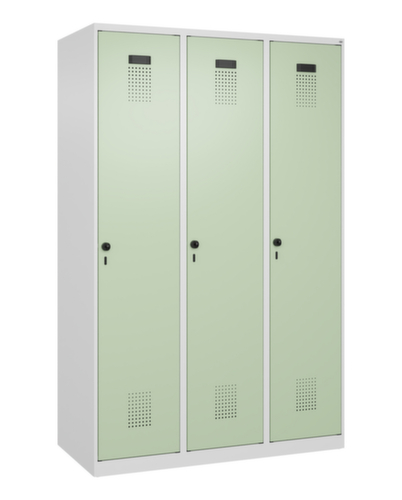 C+P Armoire vestiaire Evolo PLUS, largeur de compartiment 400 mm