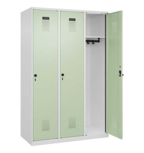 C+P Armoire vestiaire Evolo PLUS, largeur de compartiment 400 mm