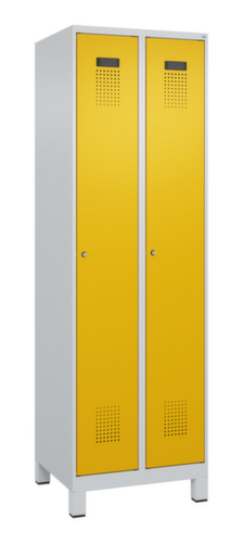 C+P Armoire vestiaire Evolo PLUS, largeur de compartiment 300 mm