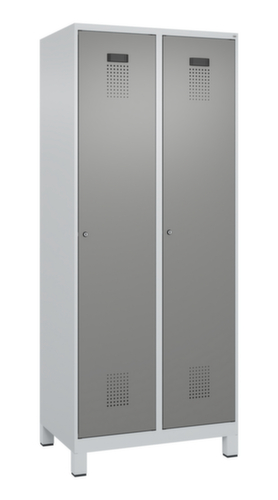 C+P Armoire vestiaire Evolo PLUS pour une séparation en noir et blanc, largeur de compartiment 400 mm