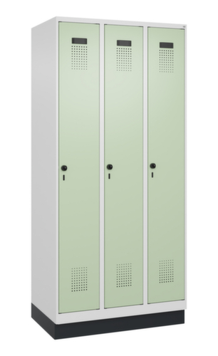 C+P Armoire vestiaire Evolo PLUS, largeur de compartiment 300 mm