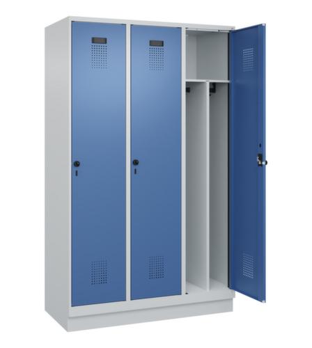 C+P Armoire vestiaire Evolo PLUS pour une séparation en noir et blanc, largeur de compartiment 400 mm