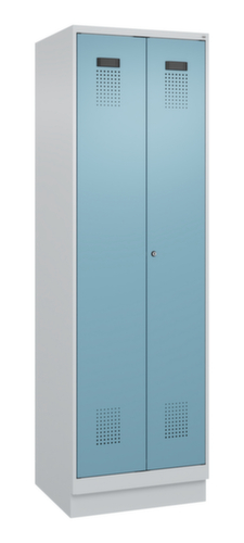 C+P armoire vestiaire noir et blanc Evolo PLUS avec double compartiment, largeur de compartiment 300 mm
