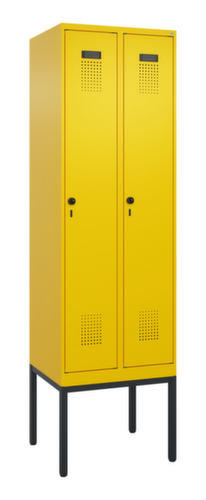C+P Armoire vestiaire Evolo PLUS pour une séparation en noir et blanc, largeur de compartiment 300 mm