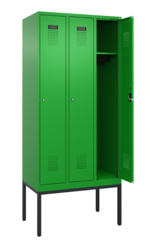 C+P Armoire vestiaire Evolo PLUS, largeur de compartiment 300 mm