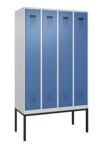 C+P Armoire vestiaire Evolo PLUS pour une séparation en noir et blanc, largeur de compartiment 300 mm