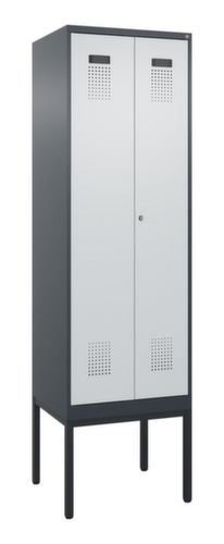 C+P Armoire vestiaire pour EPI Evolo PLUS pour une séparation en noir et blanc, largeur de compartiment 300 mm
