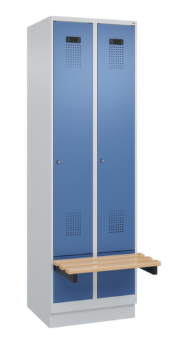 C+P Armoire vestiaire Evolo PLUS avec banc suspendu, largeur de compartiment 300 mm