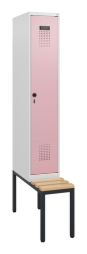 C+P Armoire vestiaire Evolo PLUS avec banc, largeur de compartiment 300 mm