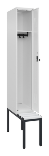 C+P Armoire vestiaire Evolo PLUS avec banc, largeur de compartiment 300 mm