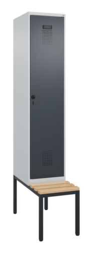 C+P armoire vestiaire en noir et blanc Evolo PLUS avec banc, largeur de compartiment 400 mm