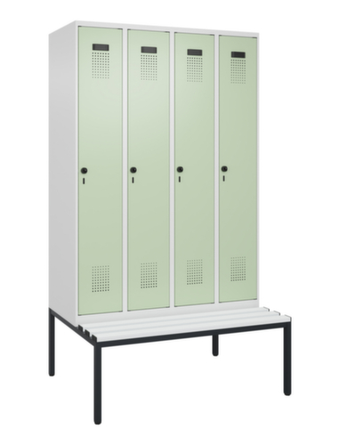 C+P armoire vestiaire en noir et blanc Evolo PLUS avec banc, largeur de compartiment 300 mm
