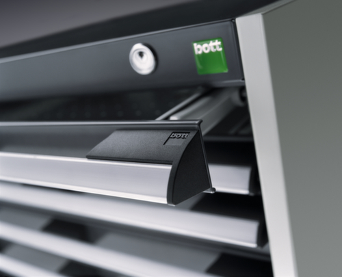 bott Armoire à tiroirs cubio surface de base 650x525 mm, 7 tiroir(s), RAL7035 gris clair/RAL5010 bleu gentiane