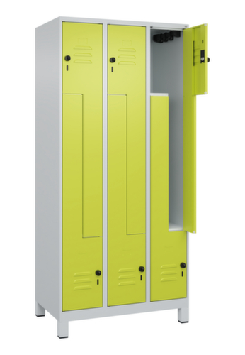 C+P Armoire vestiaire Z Classic Plus, largeur de compartiment 150/300 mm