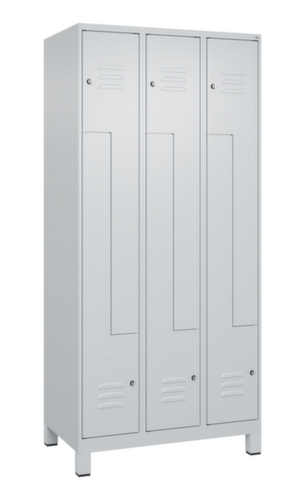C+P Armoire vestiaire Z Classic Plus, largeur de compartiment 150/300 mm