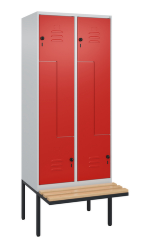 C+P Armoire vestiaire Z Classic Plus avec banc intégré, largeur de compartiment 400 mm