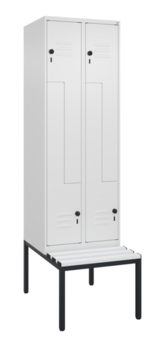 C+P Armoire vestiaire Z Classic Plus avec banc intégré, largeur de compartiment 300 mm