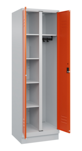 C+P Armoire de distribution de linge Classic Plus, largeur de compartiment 300 mm