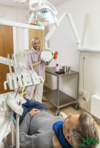 Kongamek Chariot à plateaux en acier inoxydable, force 200 kg, 2 plateaux