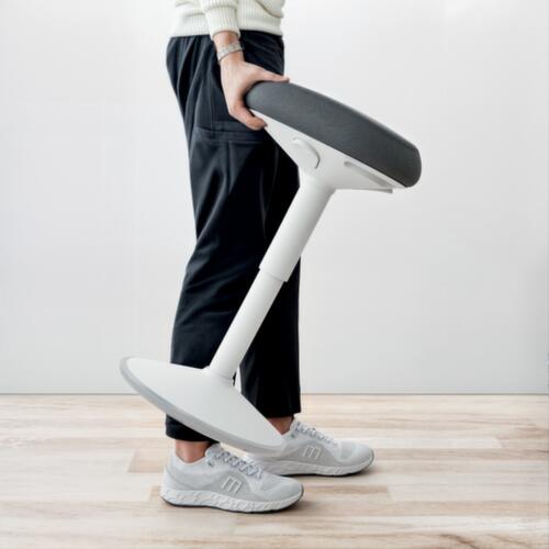 Leitz tabouret assis-debout Ergo Active, assise gris, partie inférieure du pied antidérapante