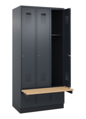 C+P Armoire vestiaire Evolo PLUS avec banc suspendu, largeur de compartiment 300 mm