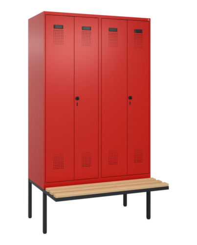 C+P armoire vestiaire en noir et blanc Evolo PLUS avec double compartiment et banc, largeur de compartiment 300 mm