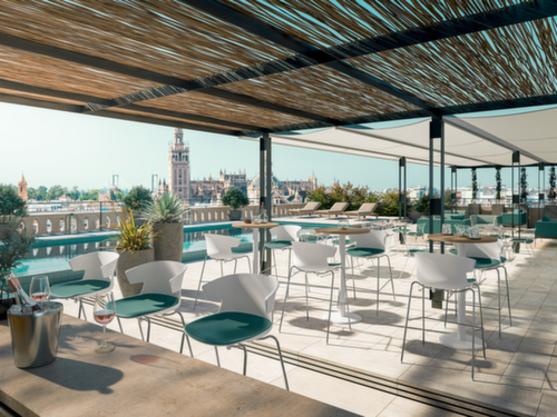 Quadrifoglio Chaise coque en plastique COVE avec piètement 4 pieds, bleu