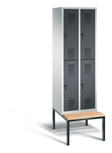 C+P Armoire vestiaire à deux niveaux Evolo avec banc intégré + 2x2 compartiments, largeur de compartiment 300 mm
