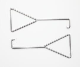 Lève-caillebotis avec 2 crochets